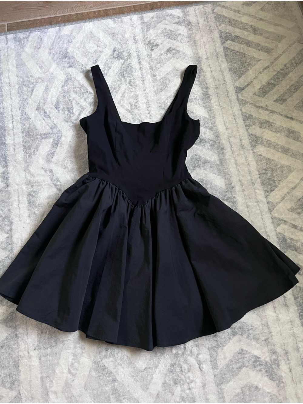 Primark Black Sleeveless Fit-and-Flare Viral Dress
